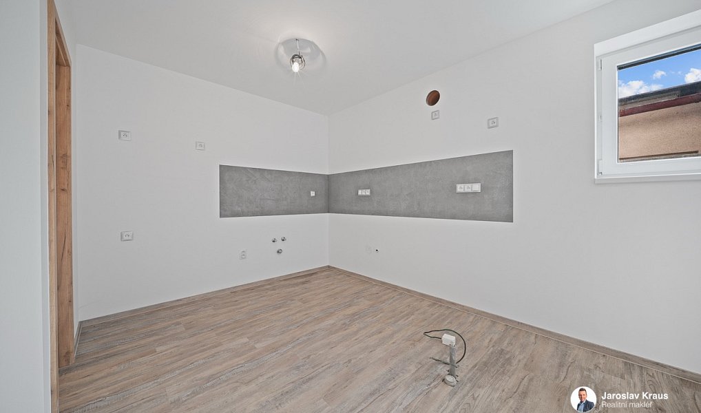 Prodej domu 134 m² s pozemkem 176 m², Nová Paka – náhled fotky 19