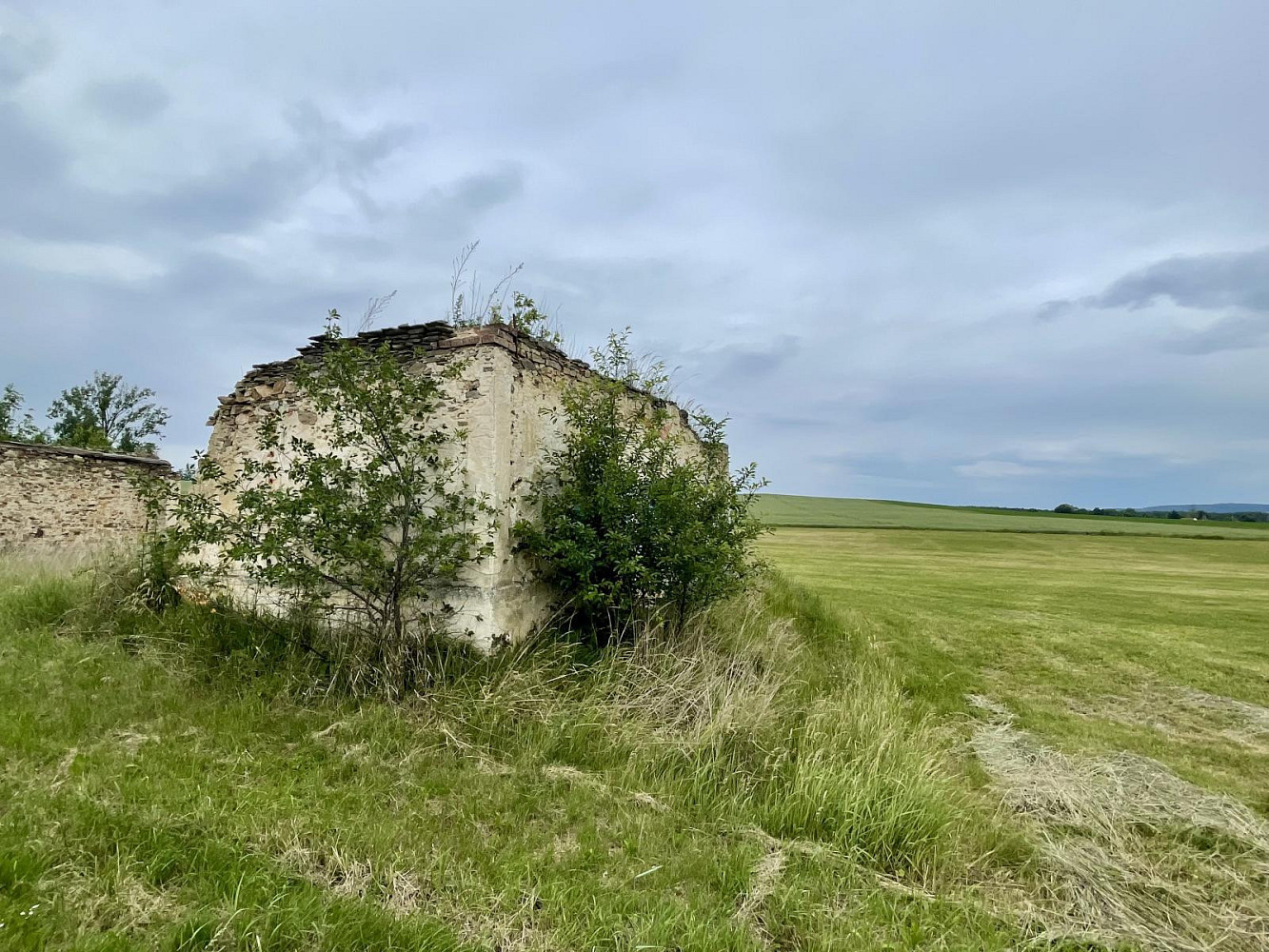 Prodej komerčního pozemku 462 m² – fotografie 2