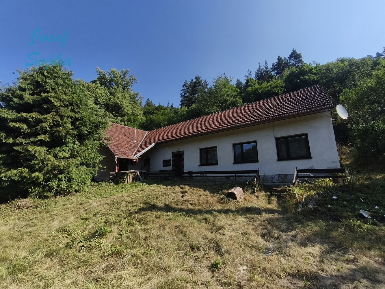 House, 60 m², land 1406 m²