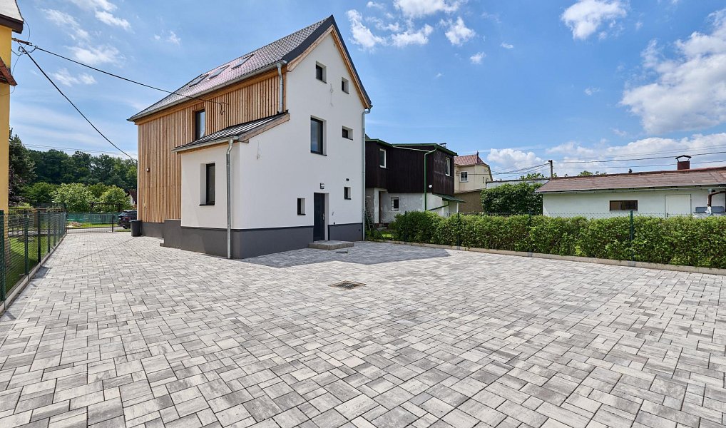 Prodej bytu 2+kk 48 m², Mladé Buky – náhled fotky 3