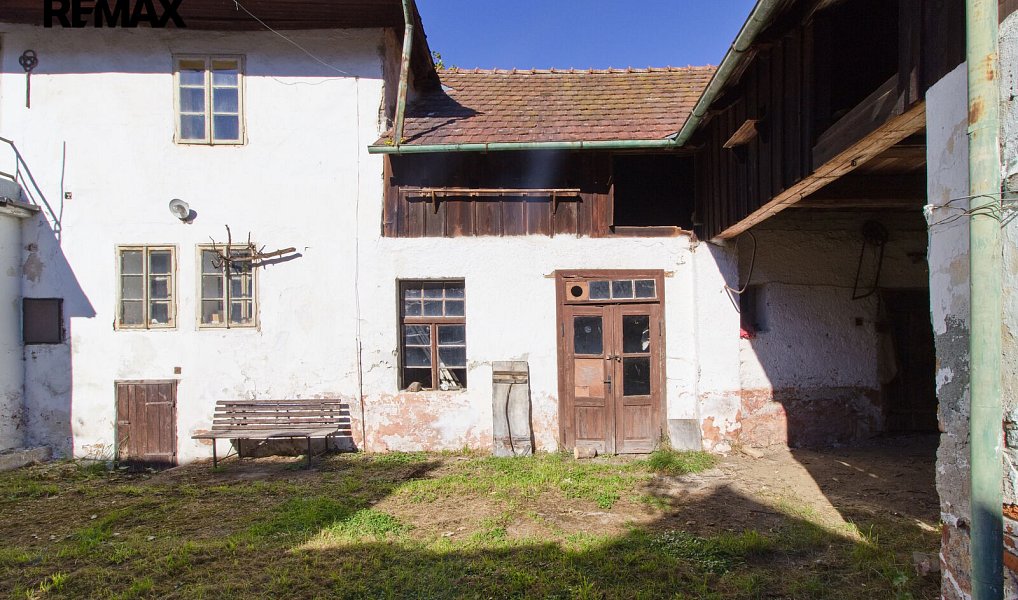 Prodej domu 272 m² s pozemkem 703 m², Chýnov – náhled fotky 5