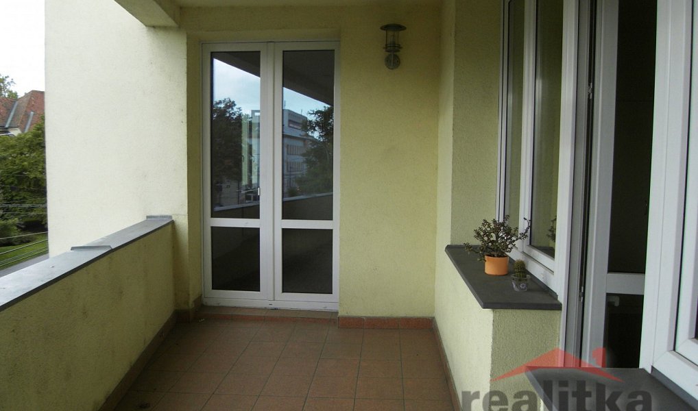 Pronájem bytu 2+1 80 m², Opava – náhled fotky 4