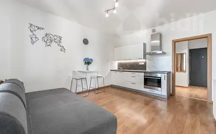Prodej bytu 1+kk 37 m², Počernická, Praha 10 - Malešice
