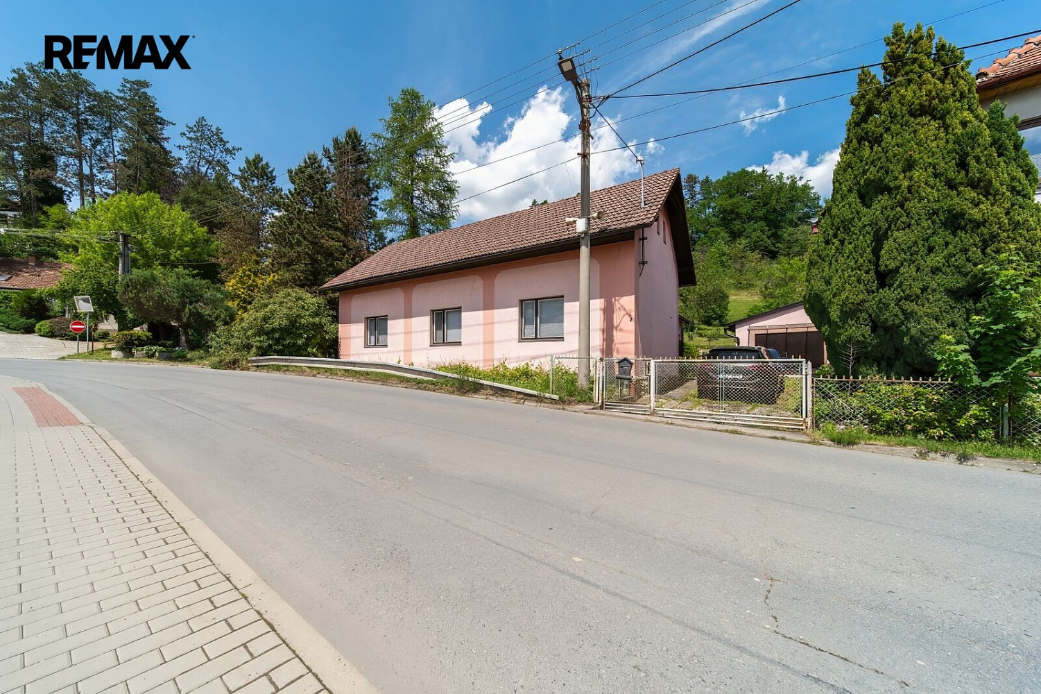 Prodej domu 362 m² s pozemkem 1 423 m²
