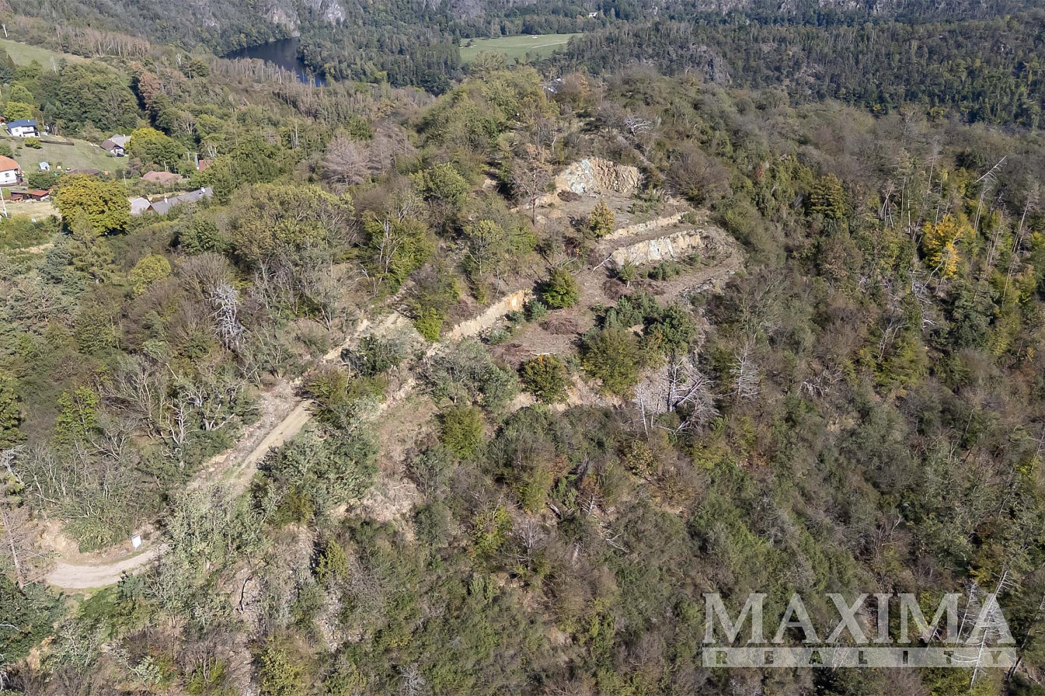 Prodej stavebního pozemku 7 462 m² – fotografie 3