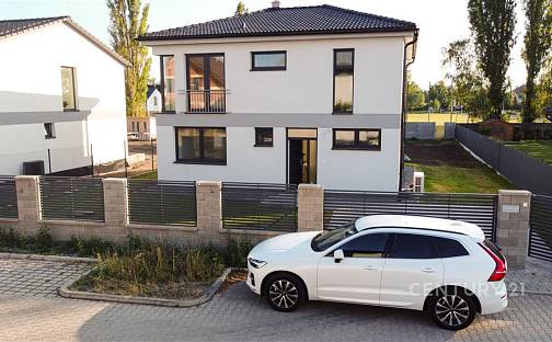 Prodej domu 141 m² s pozemkem 769 m², Pečky - Velké Chvalovice, okres Kolín