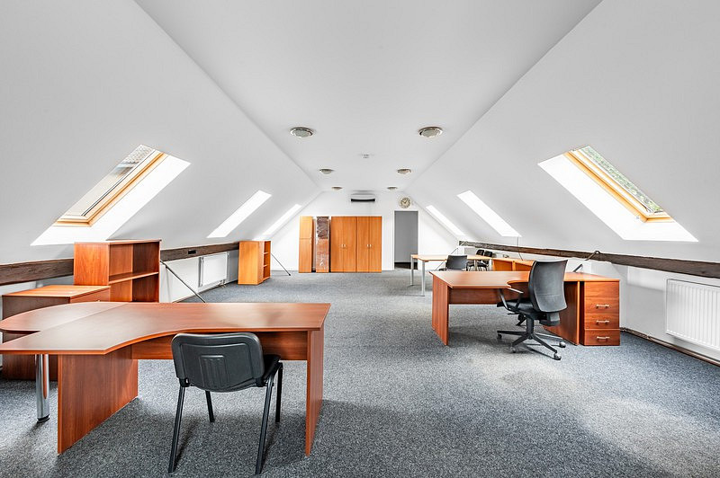 Pronájem skladovacích prostor 144 m² – fotografie 4