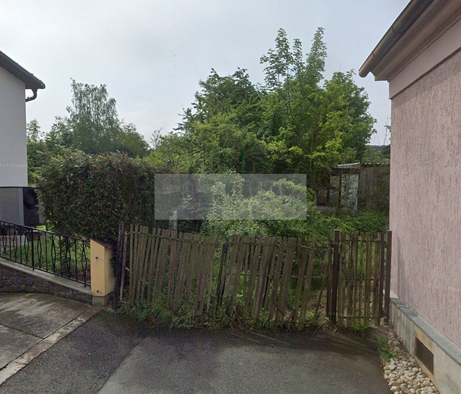 Prodej stavebního pozemku 1 285 m² - Widok 2