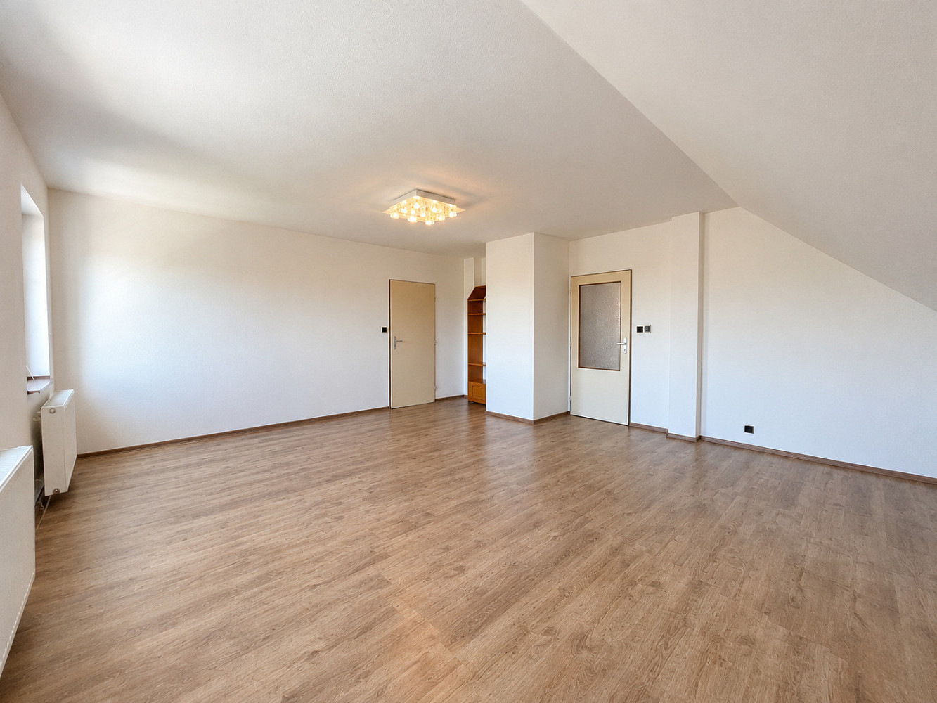 Prodej domu 160 m² s pozemkem 1 979 m² – fotografie 3
