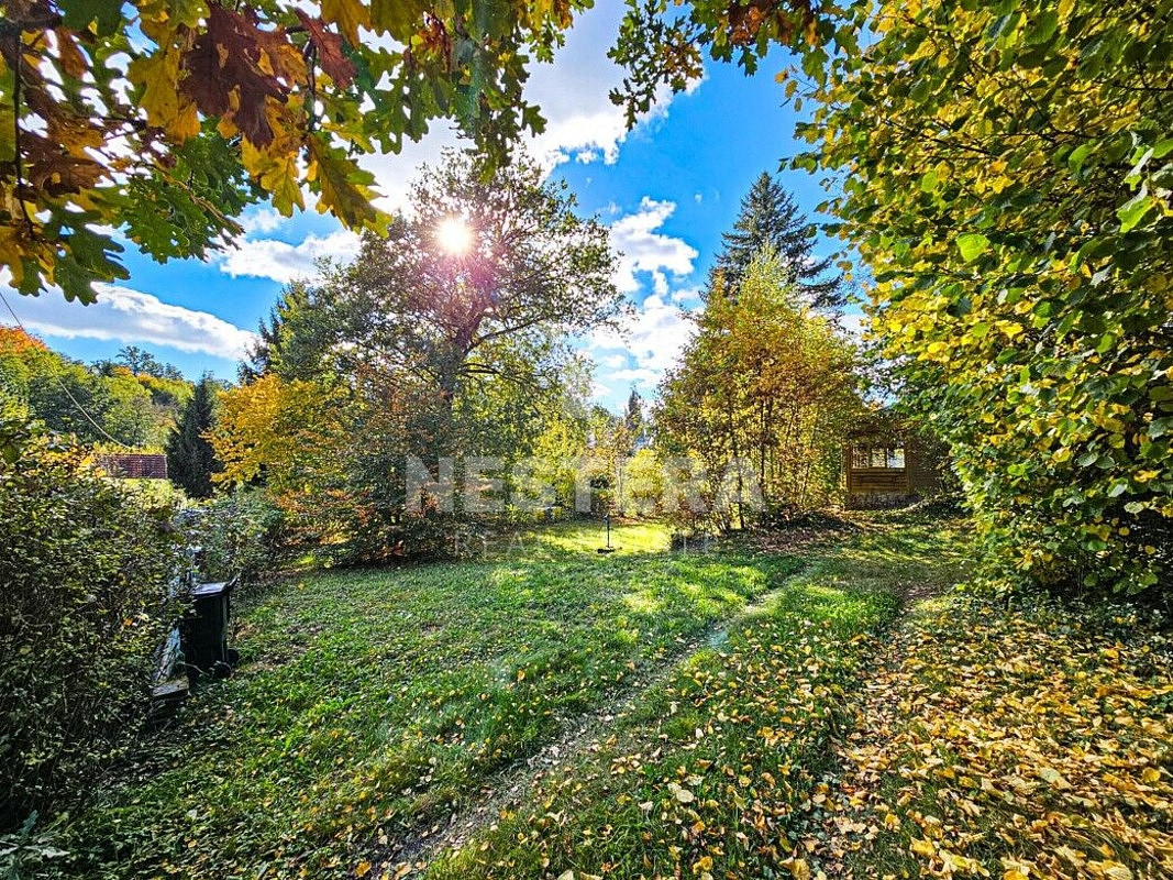Prodej stavebního pozemku 811 m²