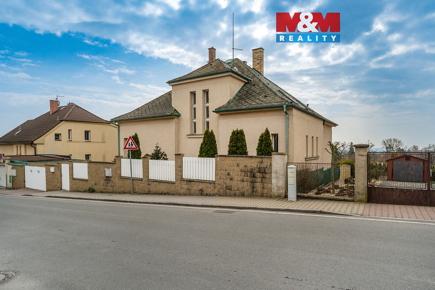 Prodej domu 431 m² s pozemkem 1 272 m²