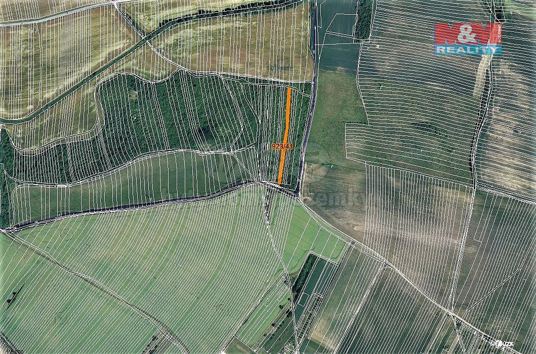 Prodej pole 1 162 m²