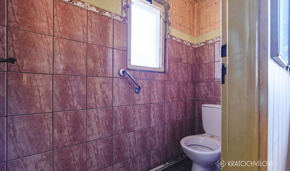 Prodej domu 104 m² s pozemkem 956 m², Strunkovice nad Blanicí – náhled fotky 17