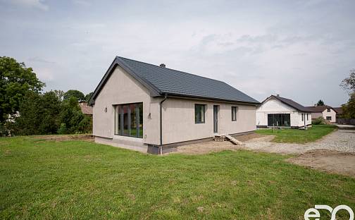 Prodej domu 97 m² s pozemkem 2 072 m², Luštěnice, okres Mladá Boleslav