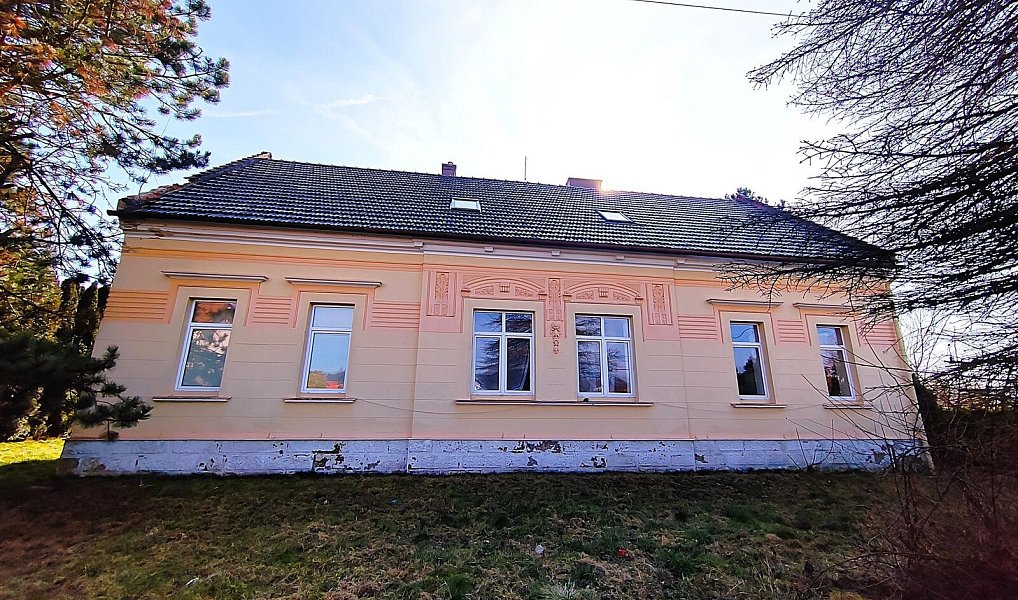 Prodej ubytovacího objektu 245 m², Zašová – náhled fotky 4