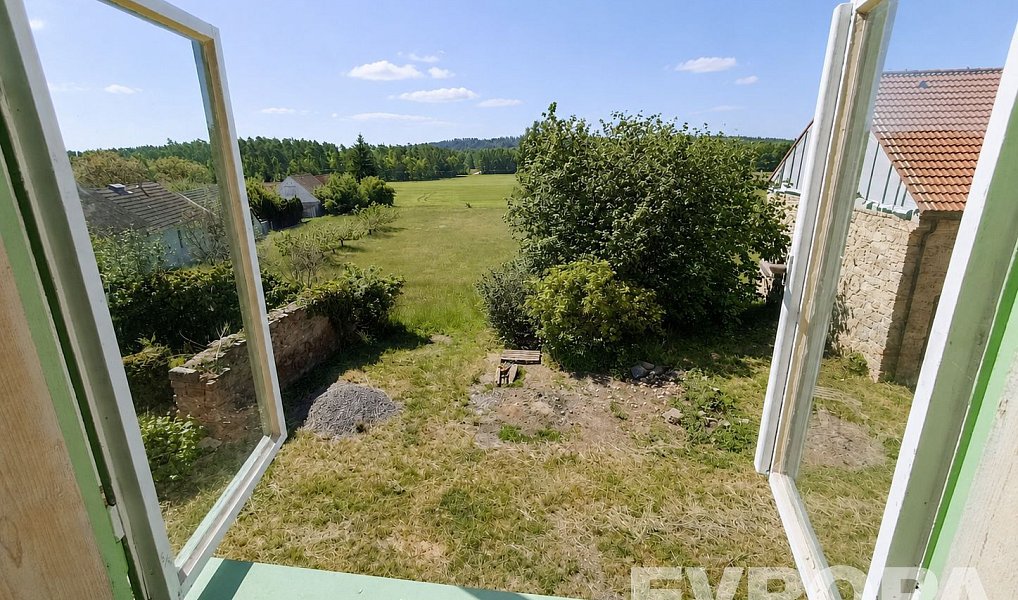Prodej domu 631 m² s pozemkem 856 m², Uzeničky – náhled fotky 13
