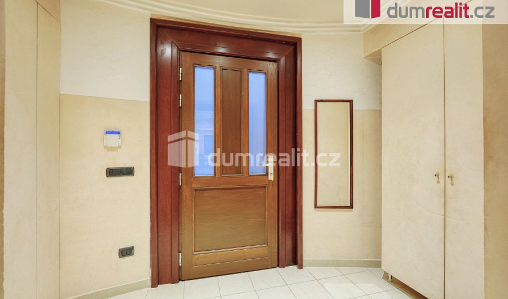 Prodej domu 440 m² s pozemkem 683 m², Mariánské Lázně – náhled fotky 14