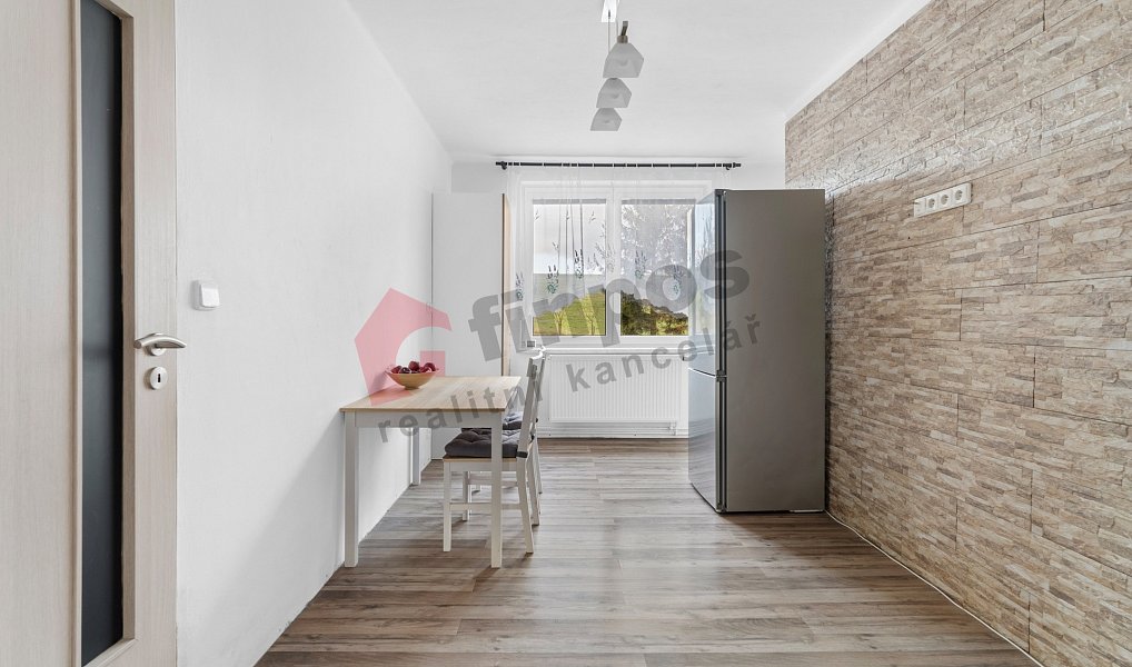 Prodej bytu 3+1 61 m², Rudná – náhled fotky 5