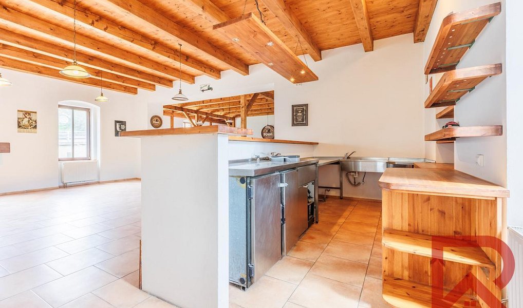 Prodej restaurace 379 m², Stráž nad Ohří – náhled fotky 8