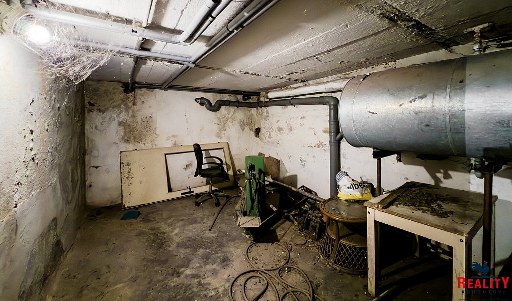 Prodej nájemního domu, činžáku 492 m², Tábor – náhled fotky 23