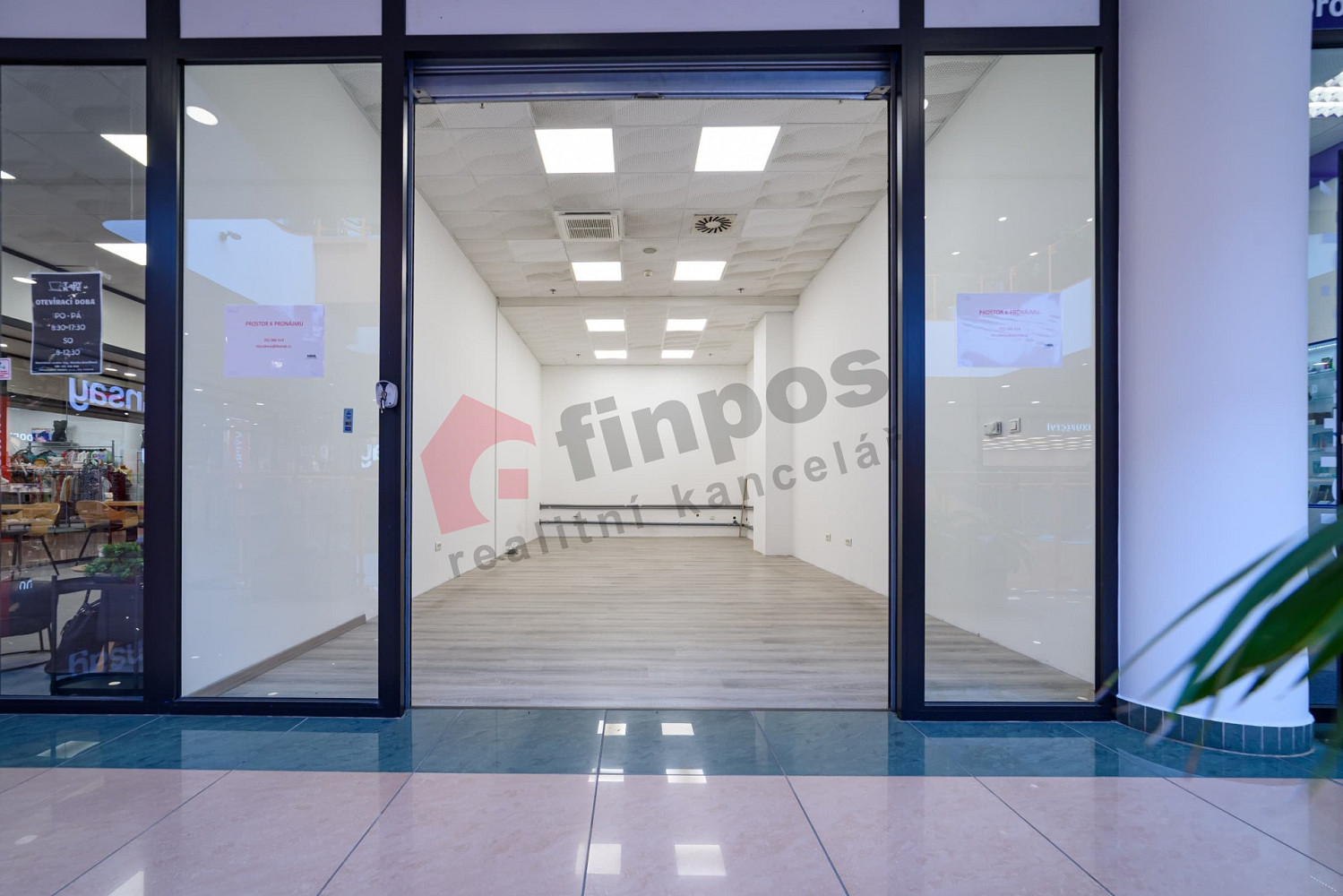 Pronájem obchodních prostor 37 m² – fotografie 4