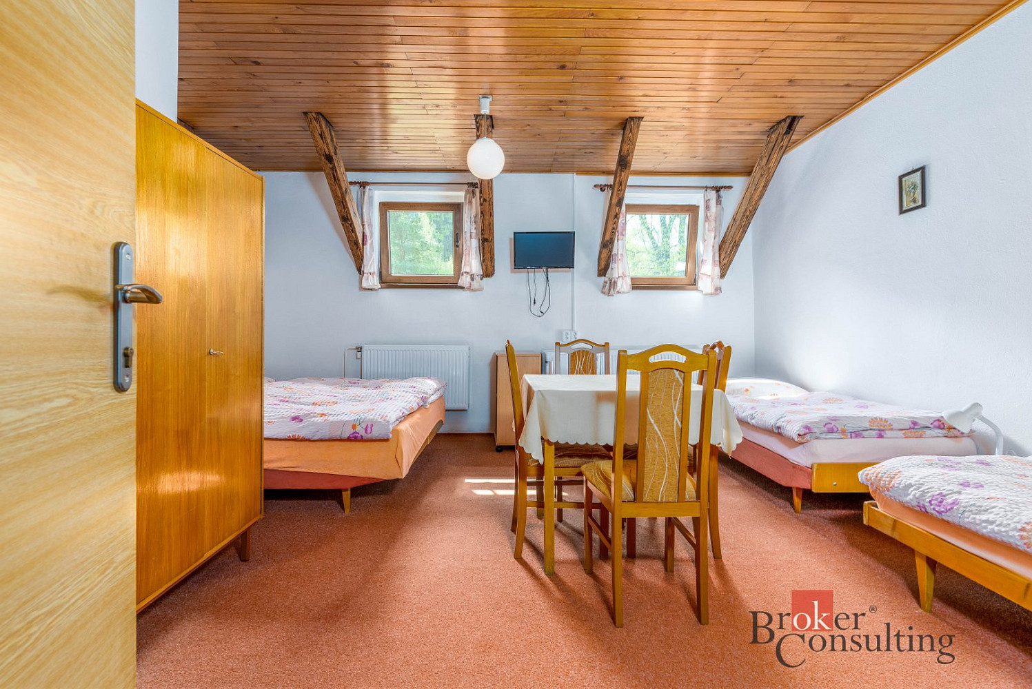 Prodej domu 620 m² s pozemkem 1 366 m² – fotografie 4