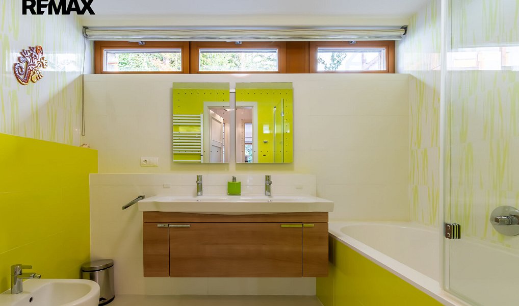 Prodej domu 306 m² s pozemkem 418 m², Praha – náhled fotky 27