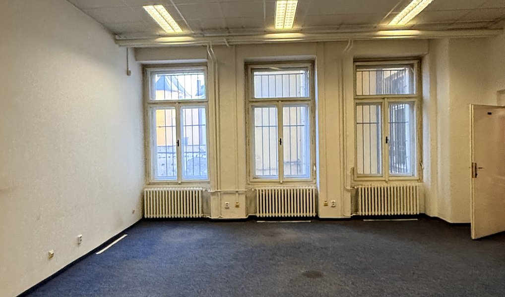 Pronájem kanceláře 50 m², Kutná Hora – náhled fotky 3
