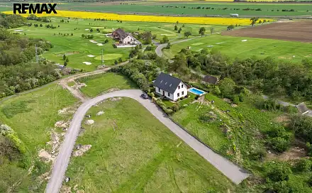 Prodej stavebního pozemku 1 000 m², Bitozeves, okres Louny