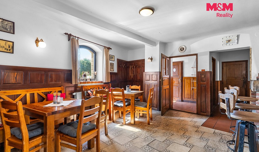 Prodej restaurace 600 m², Lomnice nad Popelkou – náhled fotky 11
