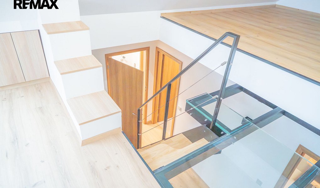 Prodej bytu 4+1 130 m², Černilov – náhled fotky 28