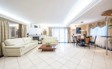 Prodej domu 358 m² s pozemkem 1 255 m², K Vejvoďáku, Praha 5 - Zbraslav