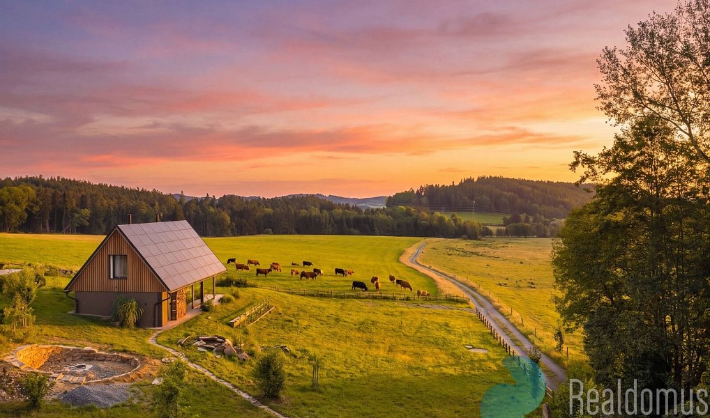 Prodej stavebního pozemku 1 445 m², Vyšší Brod – náhled fotky 2