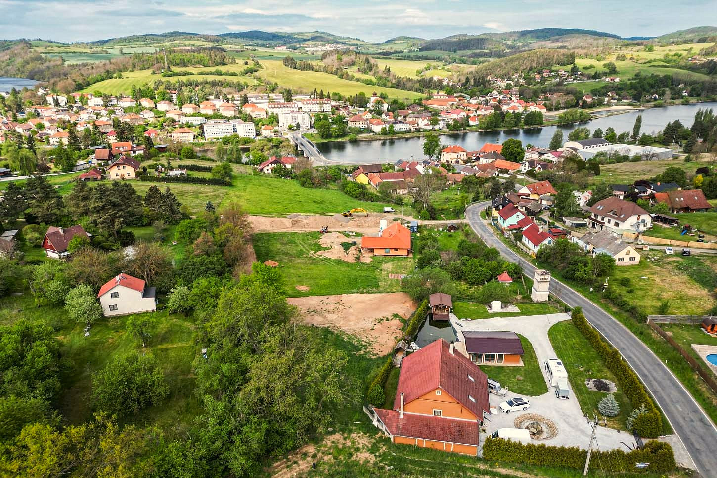 Prodej stavebního pozemku 1 228 m² – fotografie 3
