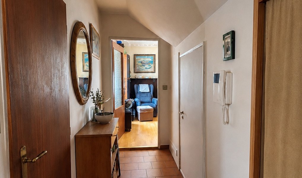 Prodej bytu 6+kk 174 m², Praha – náhled fotky 36