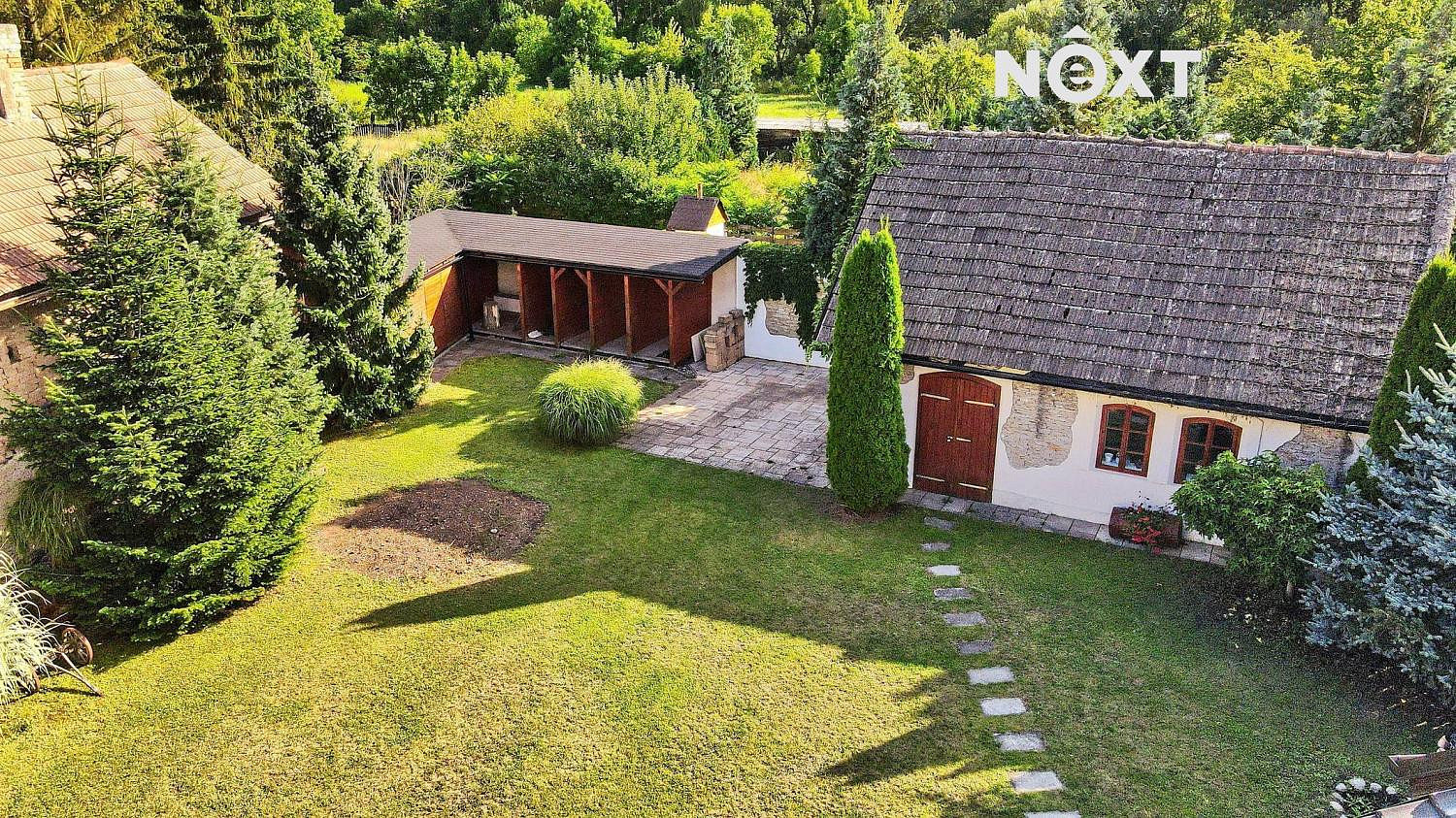 Prodej domu 178 m² s pozemkem 856 m² — photo 2