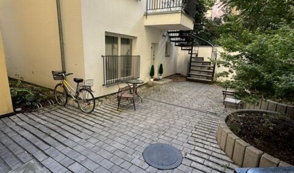 Pronájem bytu 1+kk 30 m², Praha – náhled fotky 8