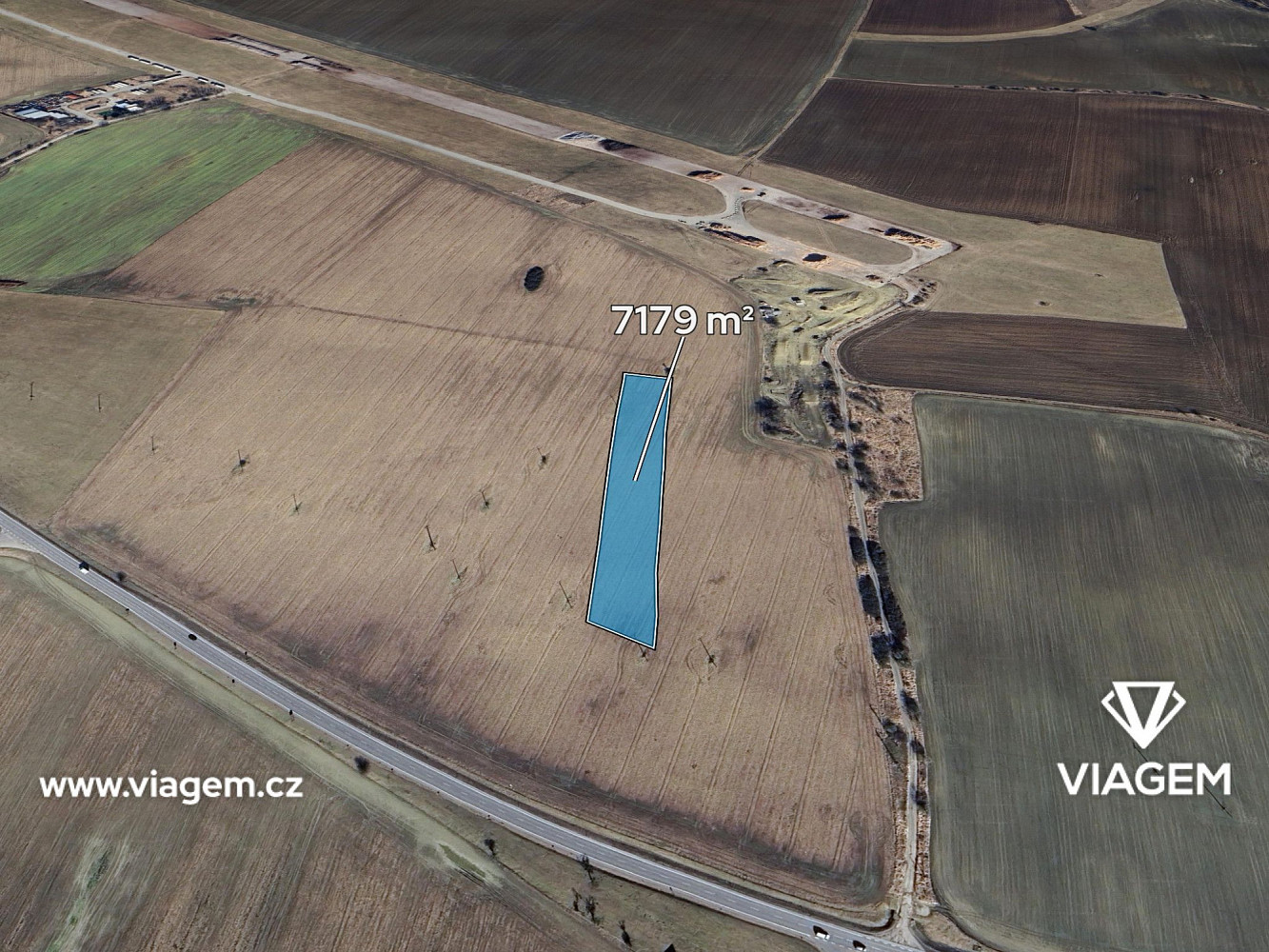 Prodej pole 2 393 m²