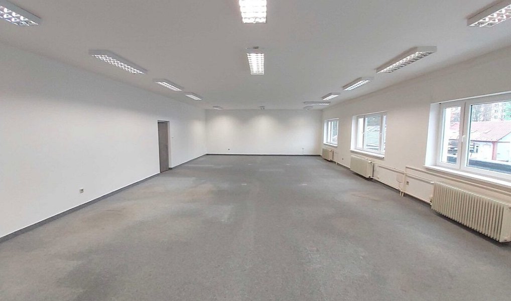Pronájem kanceláře 113 m², Sviadnov – náhled fotky 3