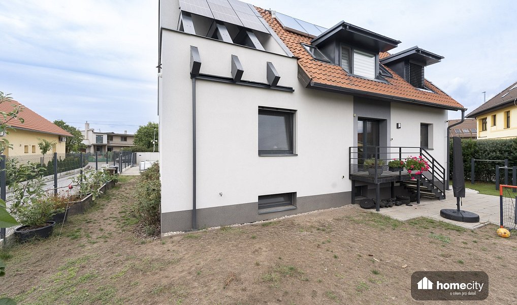 Prodej domu 267 m² s pozemkem 661 m², Pardubice – náhled fotky 31