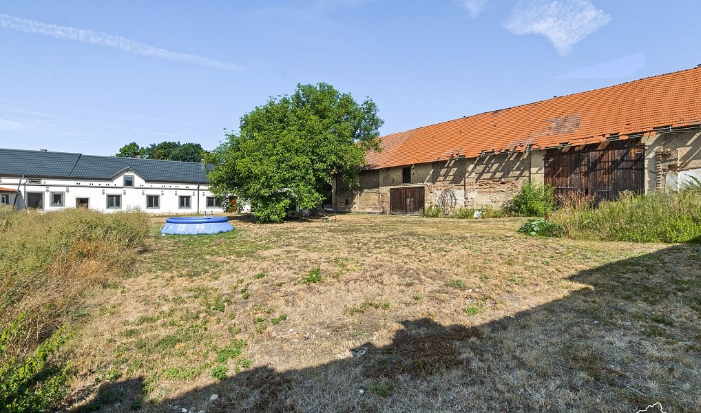 Prodej domu 100 m² s pozemkem 2 531 m², Lkáň – náhled fotky 37