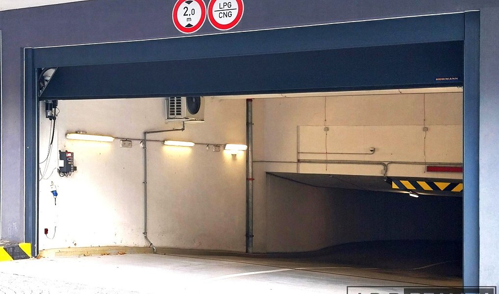 Prodej garážového stání 18 m2, Praha - Holešovice, Praha – náhled fotky 12