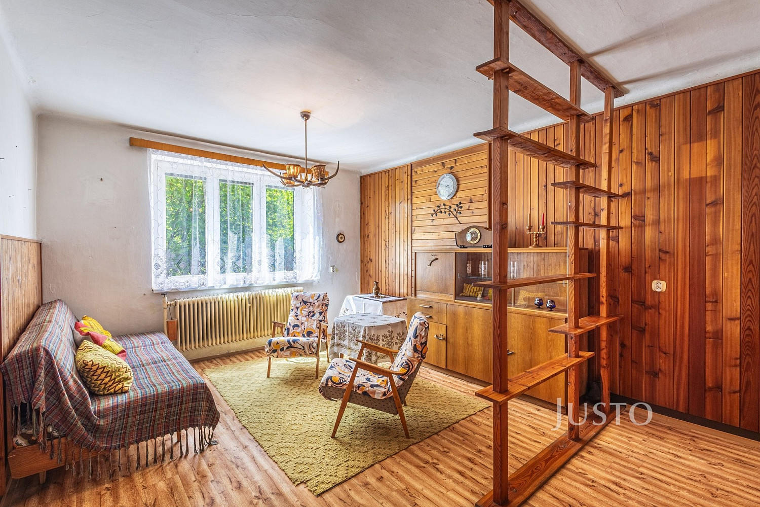 Prodej domu 203 m² s pozemkem 1 142 m² – fotografie 2