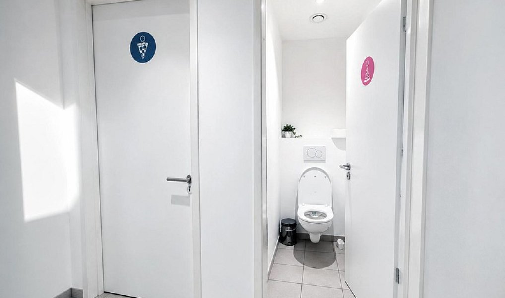 Prodej obchodních prostor 303 m², Praha – náhled fotky 19