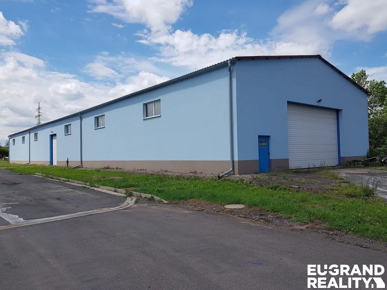 Pronájem skladovacích prostor 440 m²