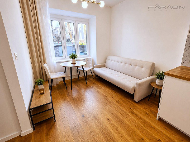 Pronájem bytu 2+kk 40 m² — photo 2