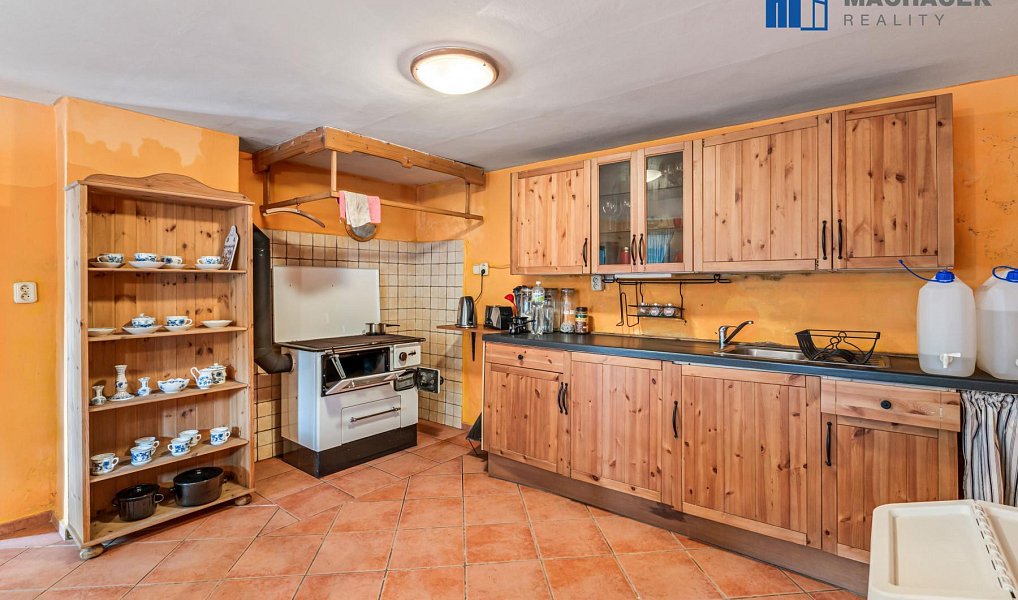 Prodej domu 182 m² s pozemkem 184 m², Moldava – náhled fotky 6