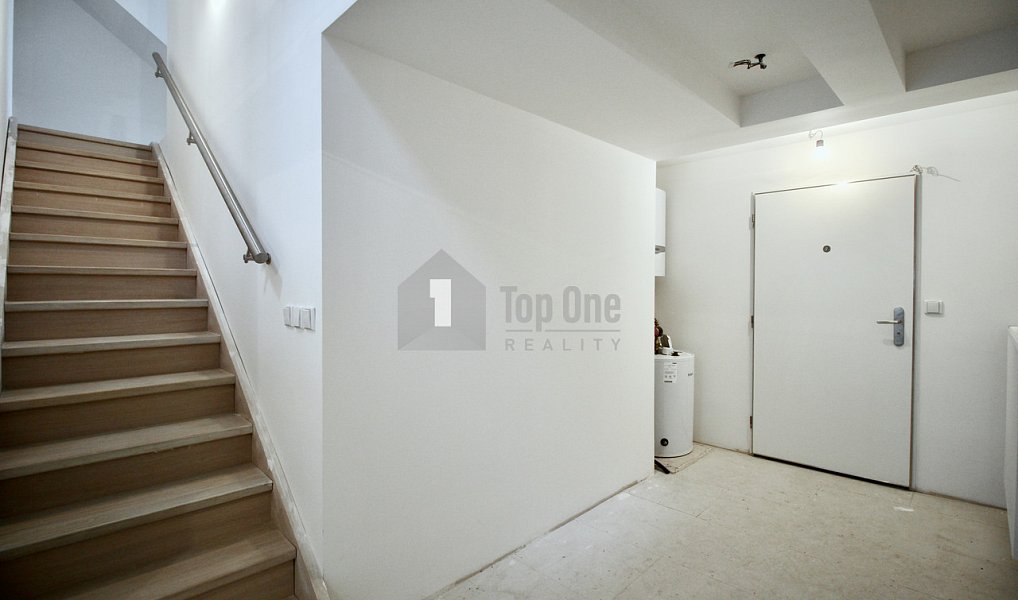 Prodej bytu 4+kk 200 m², Praha – náhled fotky 11