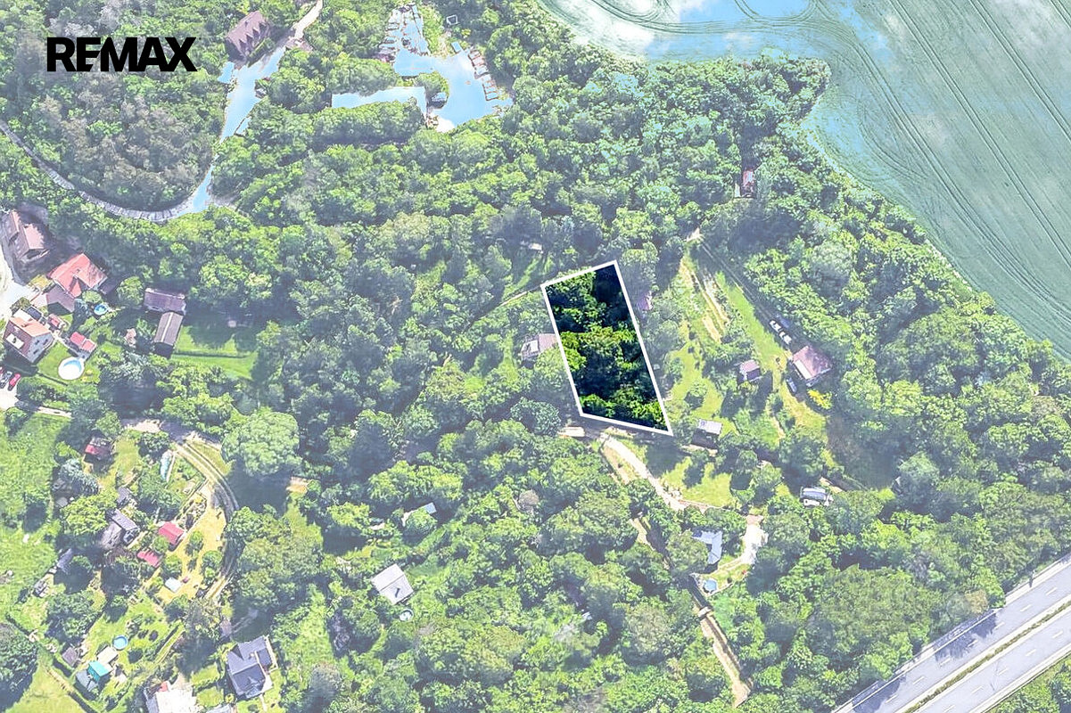 Prodej zahrady 862 m² – fotografie 3