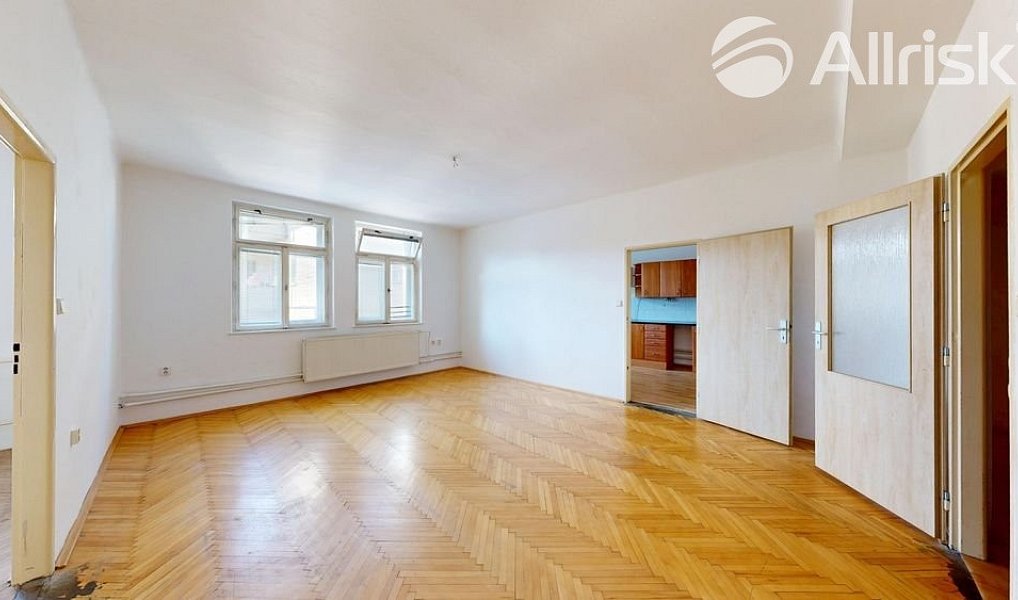 Pronájem bytu 2+1 76 m², Opava – náhled fotky 3